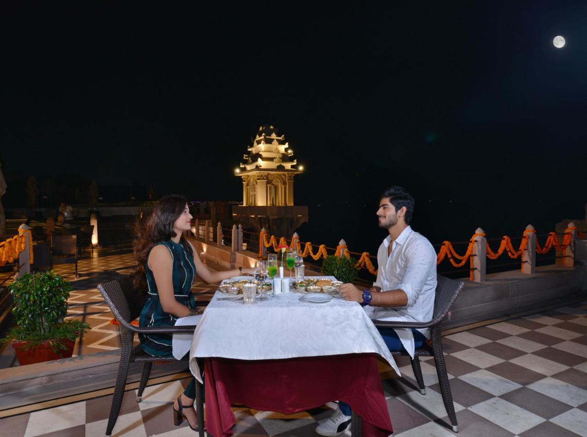 Brijrama Palace, Varanasi - By The Ganges Luaran gambar